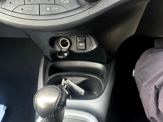 2015 Toyota Yaris
