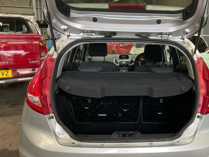 2010 Ford Fiesta