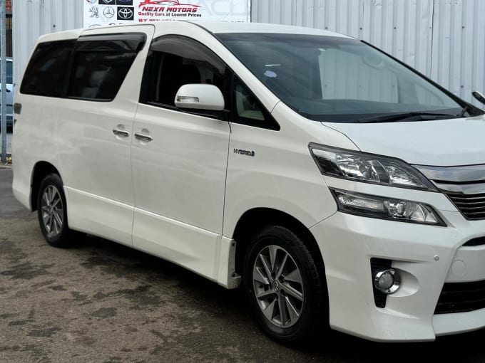 2014 Toyota Vellfire