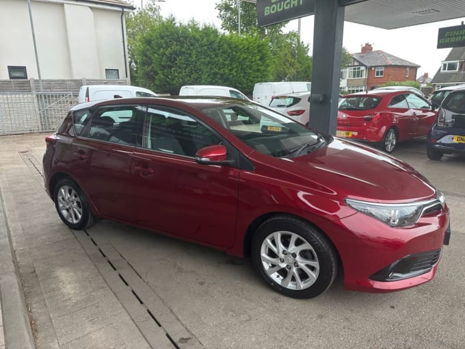 2025 Toyota Auris