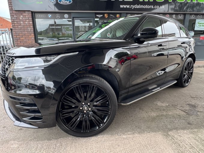 2025 Land Rover Range Rover Velar