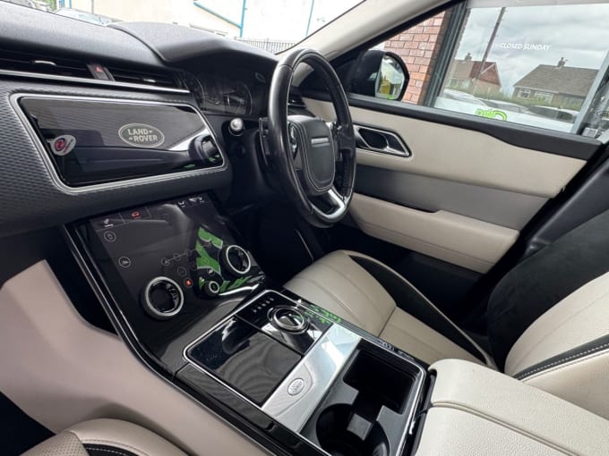 2025 Land Rover Range Rover Velar