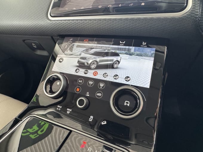 2025 Land Rover Range Rover Velar