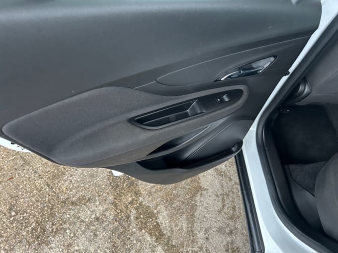 2018 Vauxhall Mokka X