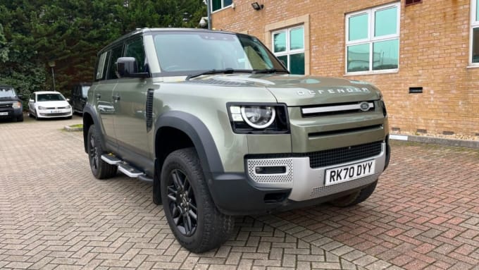 2025 Land Rover Defender