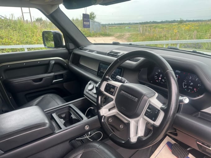 2025 Land Rover Defender