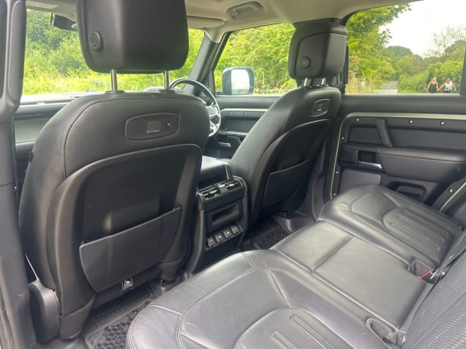 2025 Land Rover Defender