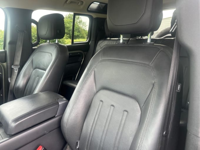 2025 Land Rover Defender