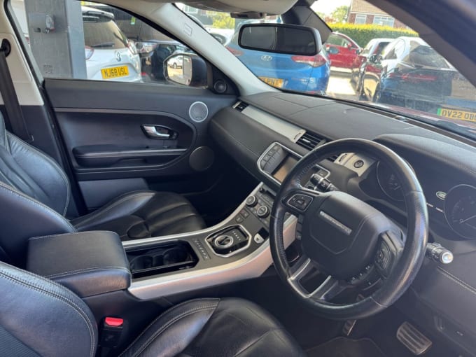 2025 Land Rover Range Rover Evoque