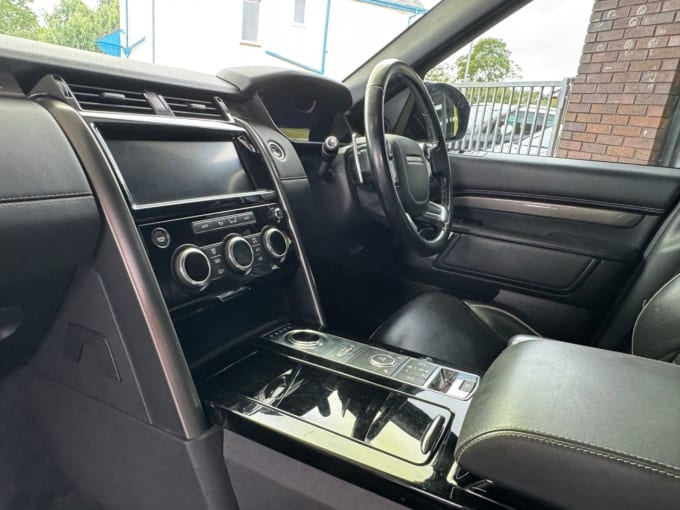 2025 Land Rover Discovery