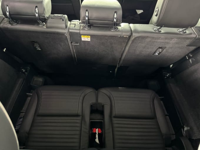 2025 Land Rover Discovery