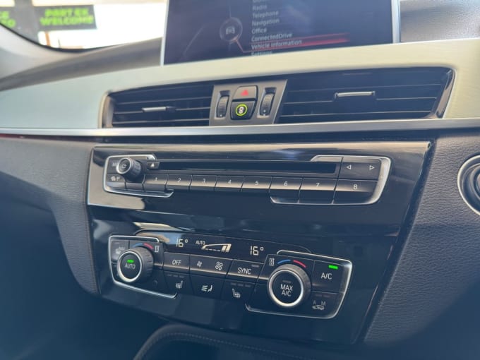 2025 BMW X1