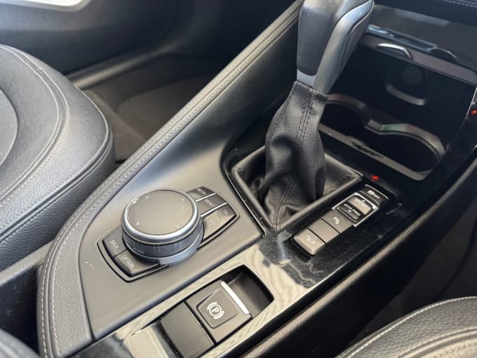 2025 BMW X1