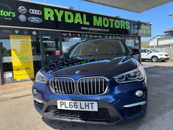 2025 BMW X1