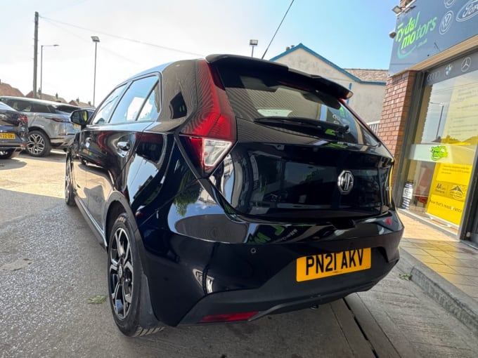 2025 Mg Mg3