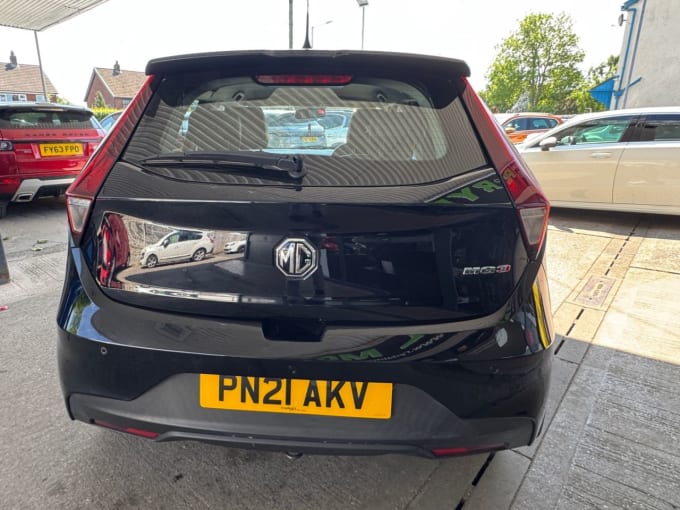 2025 Mg Mg3