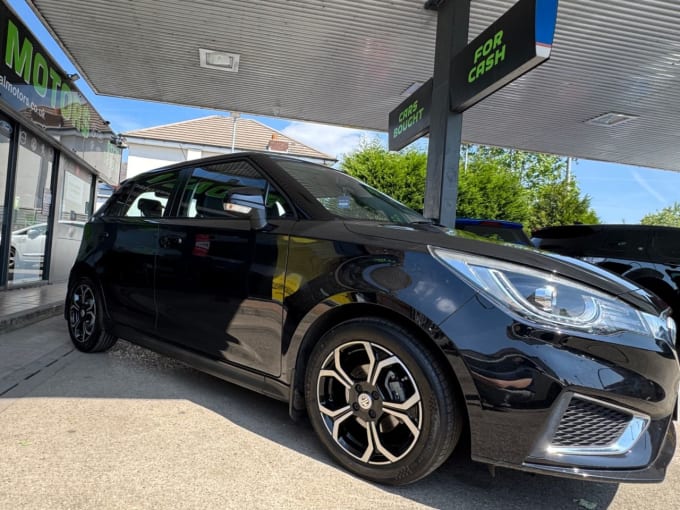 2025 Mg Mg3
