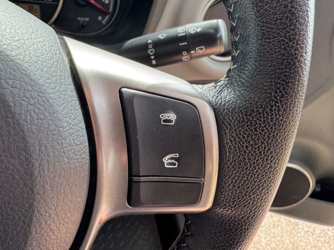 2025 Toyota Yaris