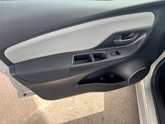 2025 Toyota Yaris