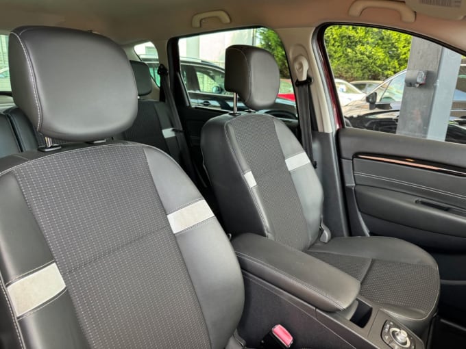 2025 Renault Scenic