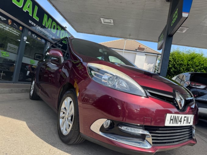 2025 Renault Scenic