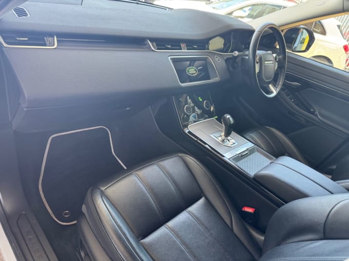 2025 Land Rover Range Rover Evoque