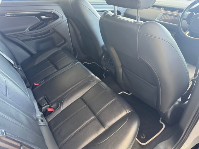 2025 Land Rover Range Rover Evoque