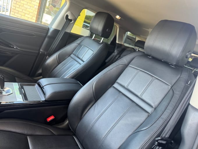 2025 Land Rover Range Rover Evoque
