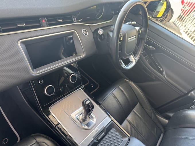 2025 Land Rover Range Rover Evoque