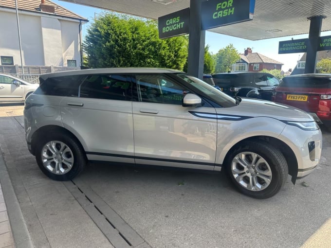 2025 Land Rover Range Rover Evoque