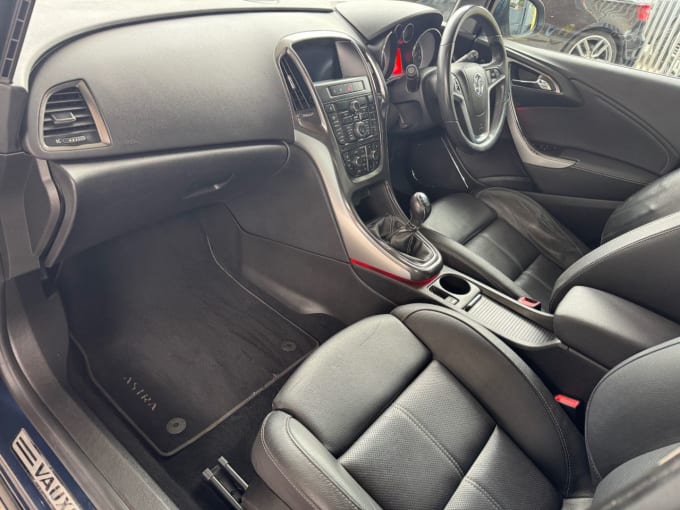 2025 Vauxhall Astra