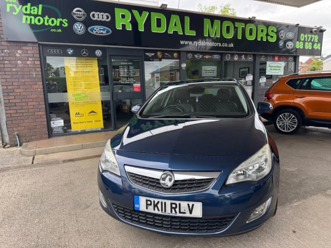 2025 Vauxhall Astra