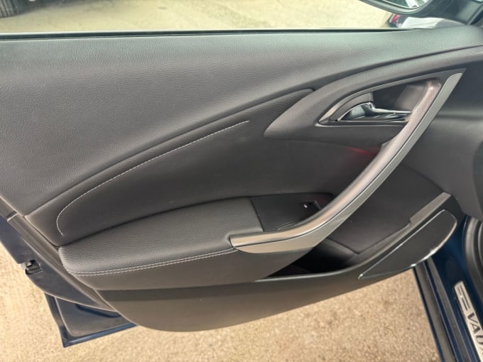 2025 Vauxhall Astra