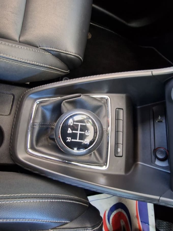 2025 Mg Mg Zs