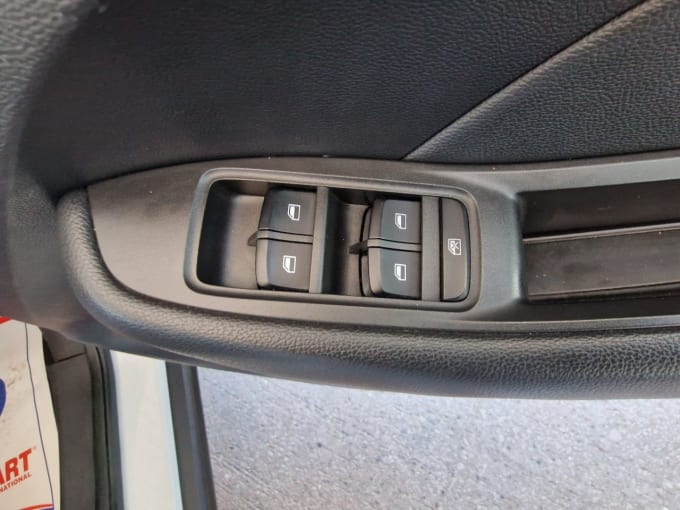 2025 Mg Mg Zs