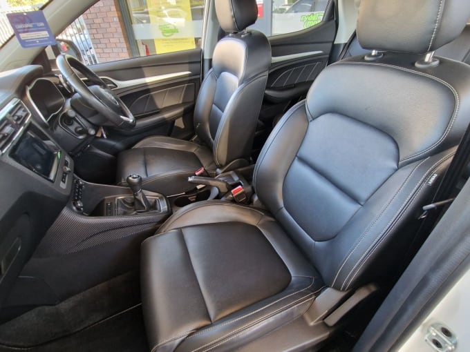 2025 Mg Mg Zs