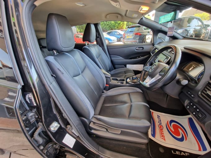 2025 Nissan Leaf