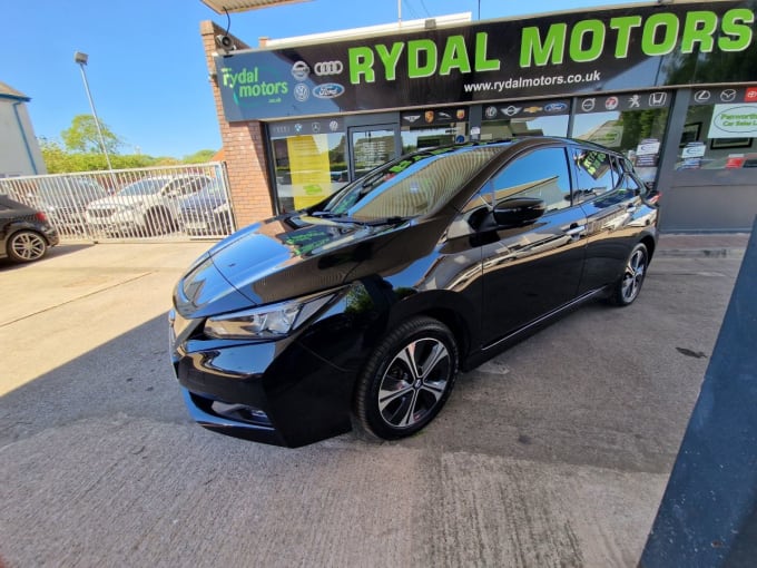 2025 Nissan Leaf