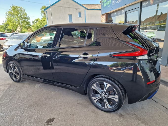 2025 Nissan Leaf