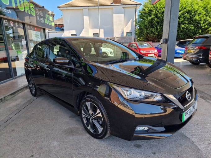 2025 Nissan Leaf
