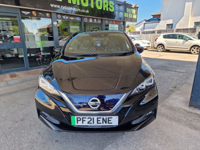 2025 Nissan Leaf