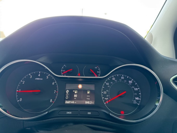 2025 Vauxhall Crossland X
