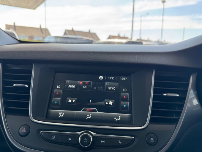 2025 Vauxhall Crossland X
