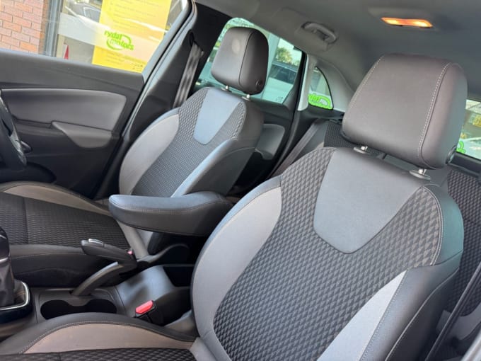 2025 Vauxhall Crossland X
