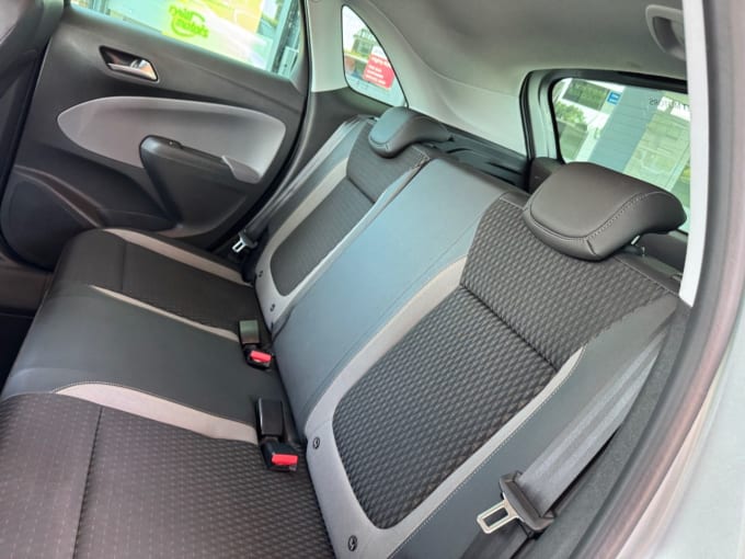 2025 Vauxhall Crossland X