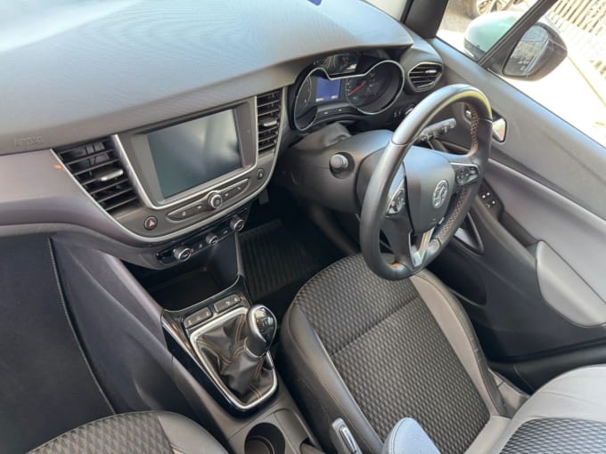 2025 Vauxhall Crossland X
