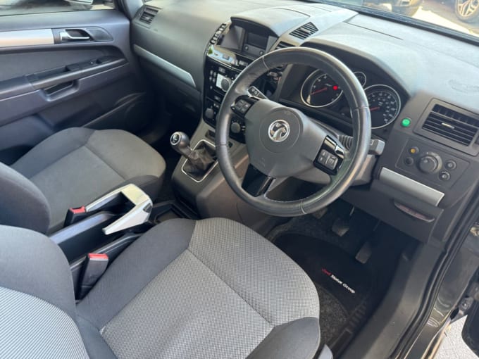 2025 Vauxhall Zafira
