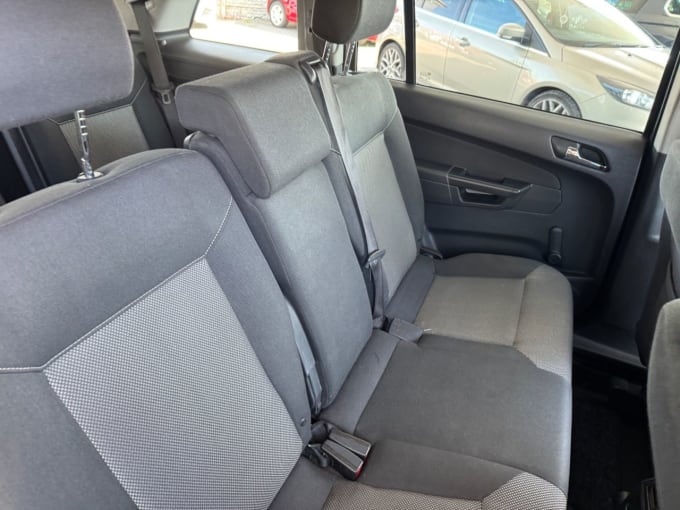 2025 Vauxhall Zafira