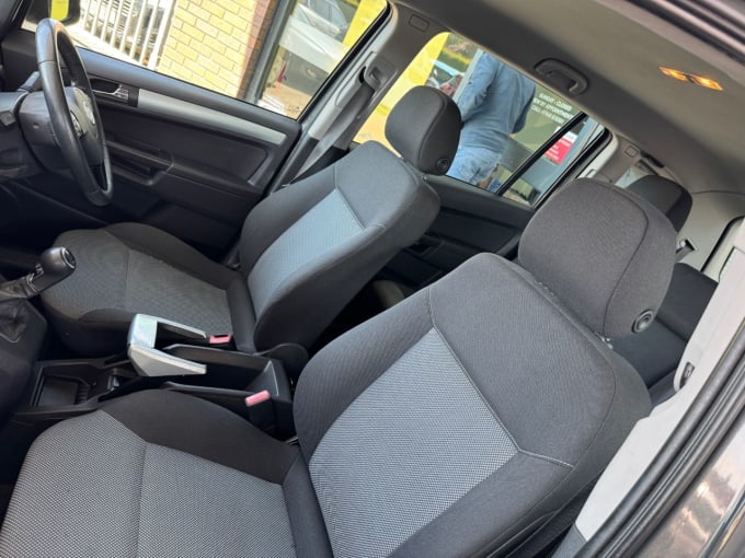 2025 Vauxhall Zafira