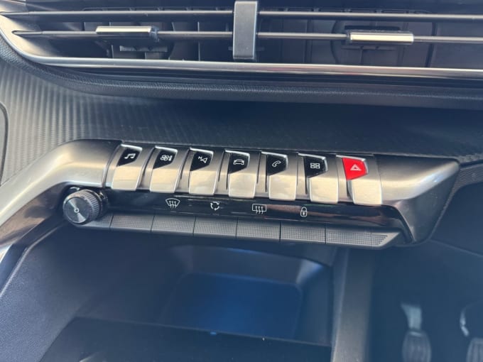 2025 Peugeot 3008